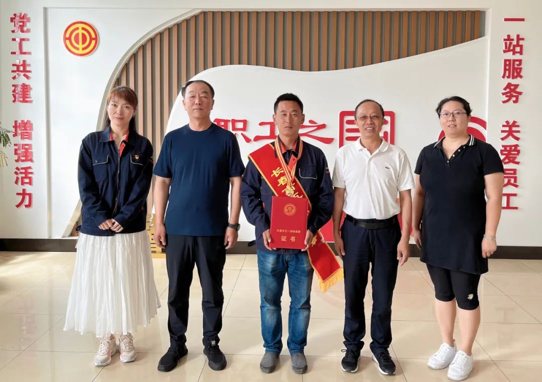魯振宇同志榮獲2022年“長春市五一勞動獎?wù)隆狈Q號